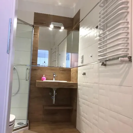 Pudrowy Apartamento Darlowko